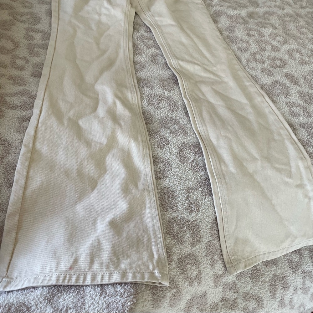 Brandy Melville Pants - Picture 2 of 5